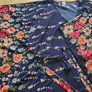 Floral Navy Belted Kimono Top